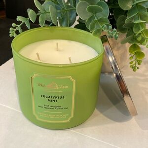 Bath & Body Works “Eucalyptus Mint” 3 Wick Candle
